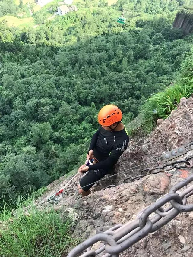 蜀道杯足球赛直播观看指南，全方位解析赛事动态，精彩对决不容错过！