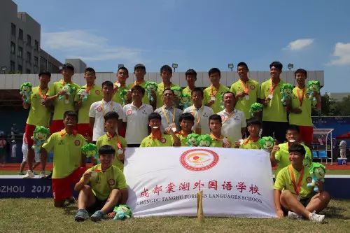 棠湖初中足球赛直播，激情与青春的较量