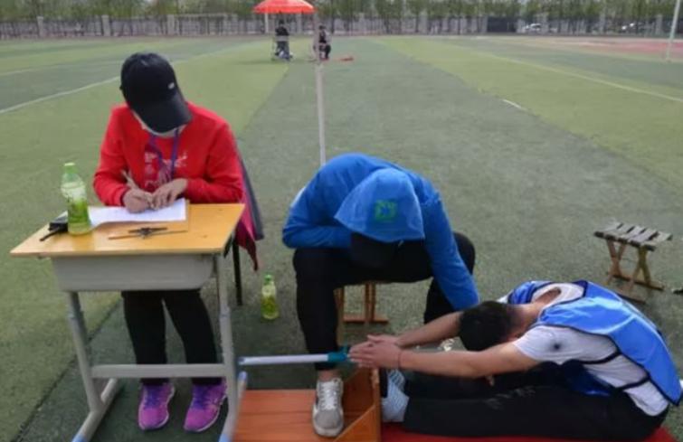 中考体育四十秒满分多少，深度解析与探讨