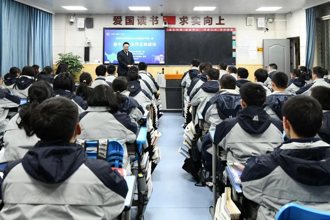 四川人足球直播间，激情与荣耀的交汇地