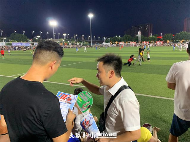 榕江县抖音足球直播基地，直播新时代的足球盛宴