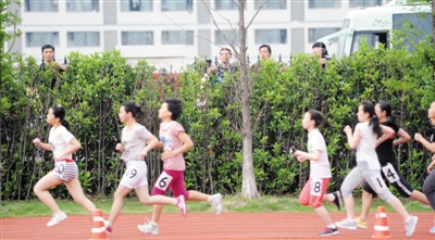 桃溪中学体育中考篮球运动，挑战与机遇并存