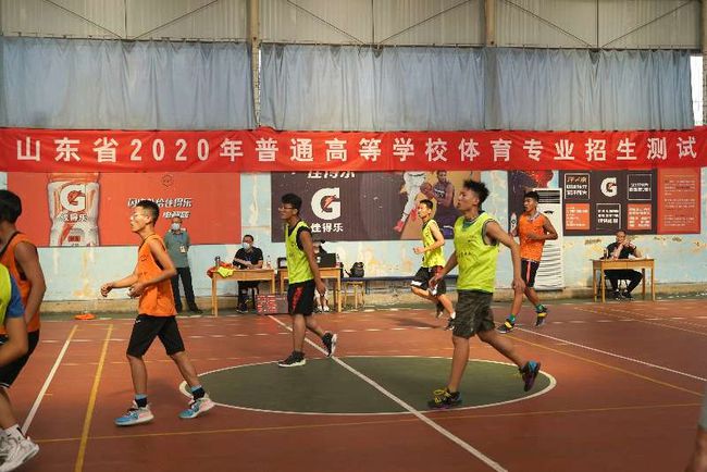 衡安学校体育中考篮球，挑战与机遇并存