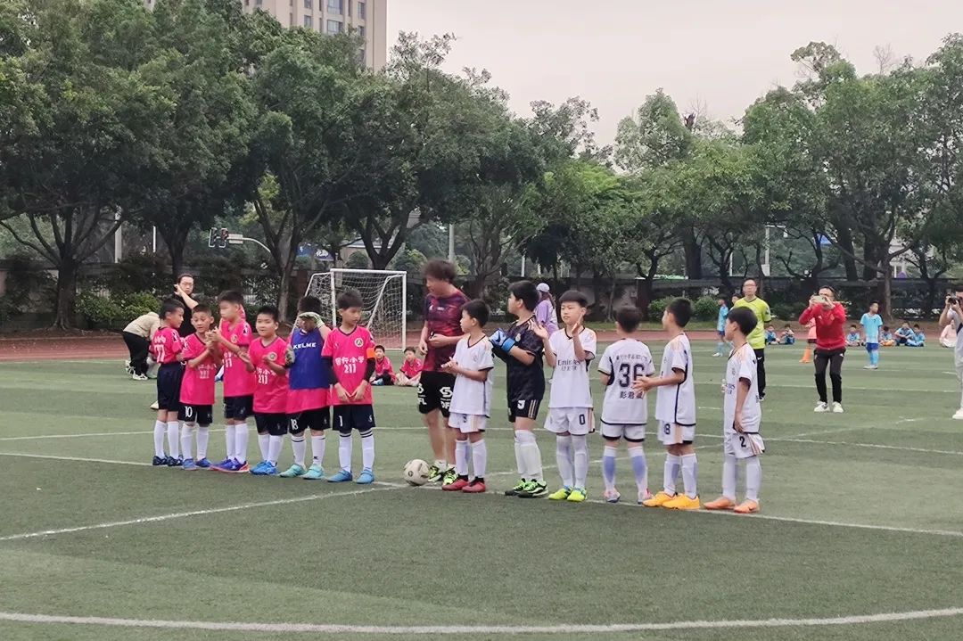 景园小学足球比赛直播视频，激情与成长的瞬间