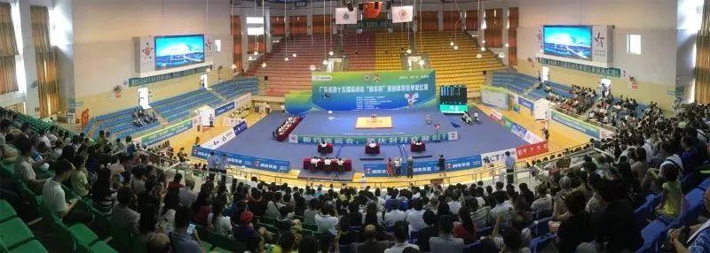 探索体育馆足球直播间的奥秘，位置、功能与体验