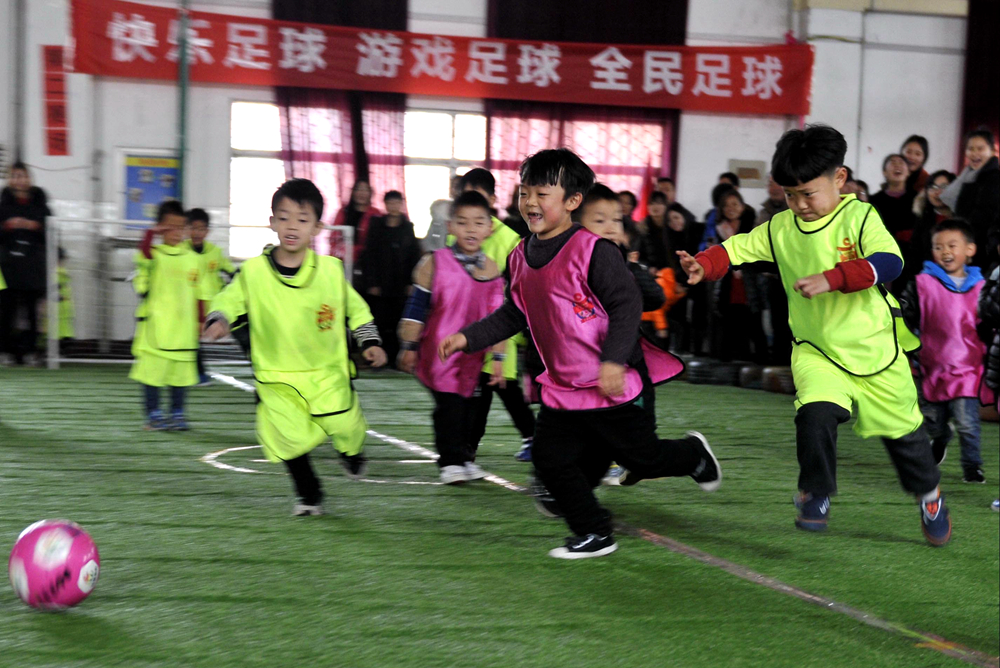 沈阳幼儿园足球赛直播，小球员的激情与成长之路之旅