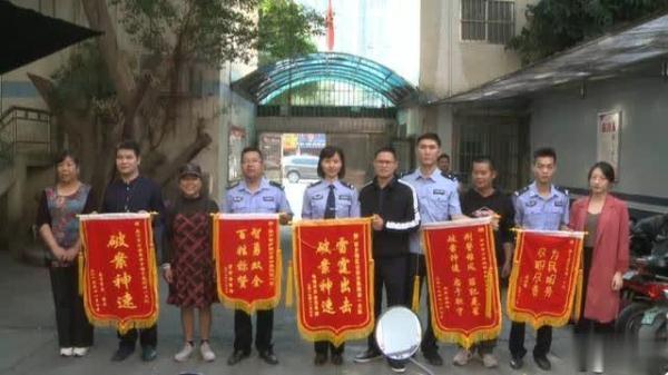 南宁28中足球赛直播视频，热血青春的赛场瞬间