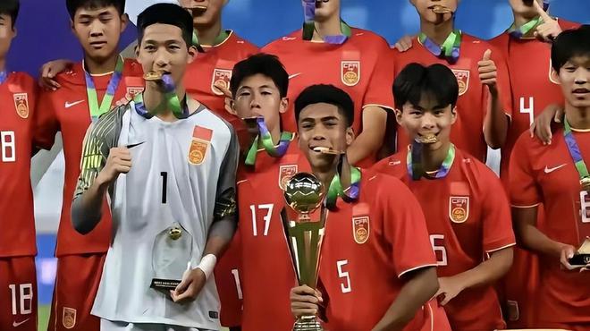U17亚洲杯中国队23人名单，艾比布拉领衔，魏祥鑫在列——青春热血，铸就足球新篇章