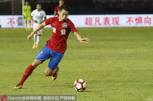 中超成为年轻人崭露头角舞台，挖掘本土球员潜力的关键