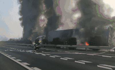 青岛7号足球赛直播视频——热血激情的赛场瞬间
