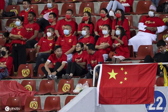 国足球迷，专注球场直播的力量与魅力