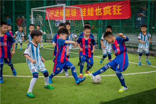 东大幼儿园足球比赛直播，一场童年的盛宴