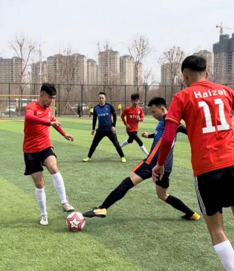 昌吉市第十小学足球直播，点燃激情，培育未来之星