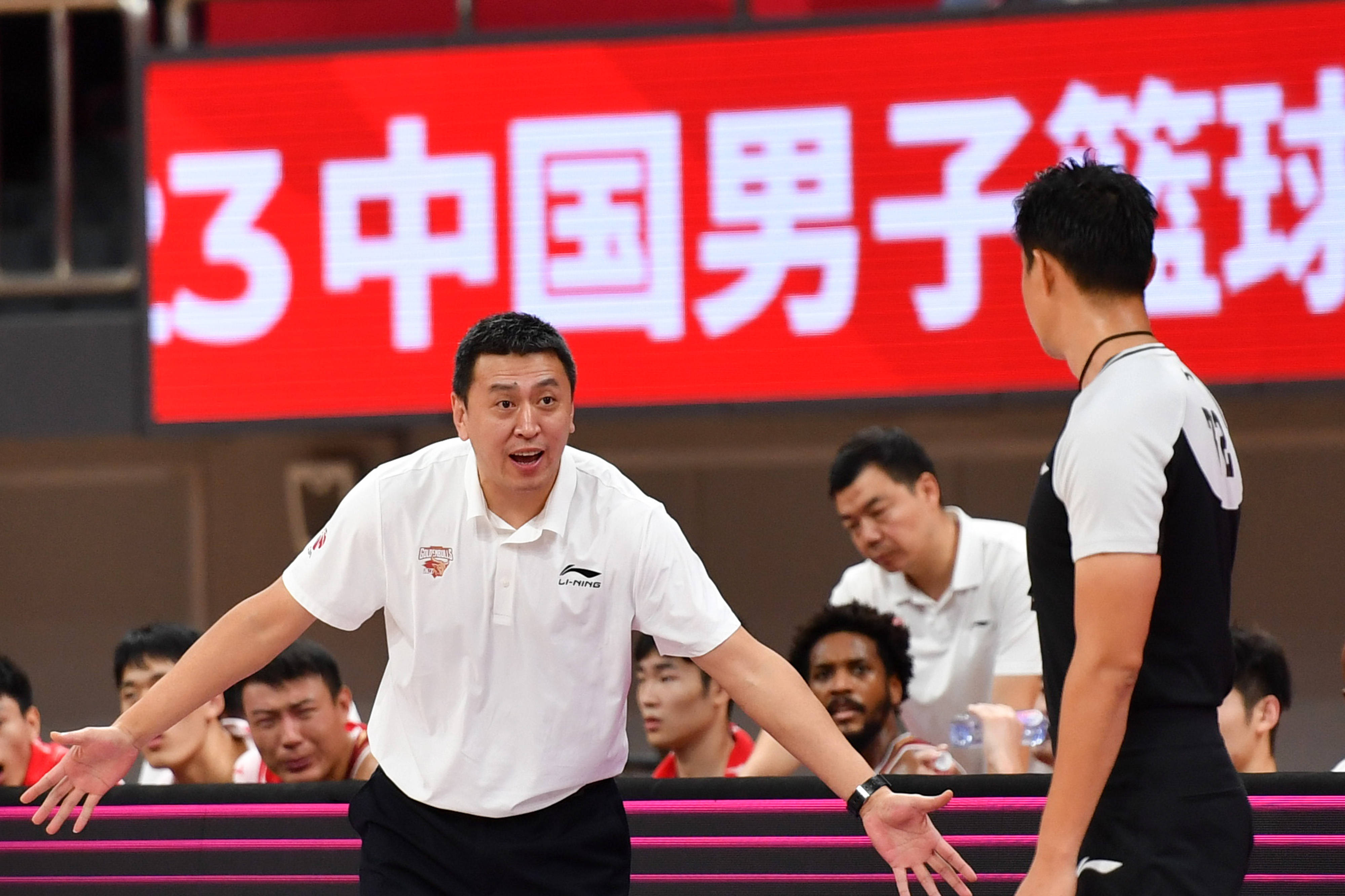 浙江副总谈球队战绩与未来，与未交手夺冠热门有一定关系，丢球少主帅功不可没