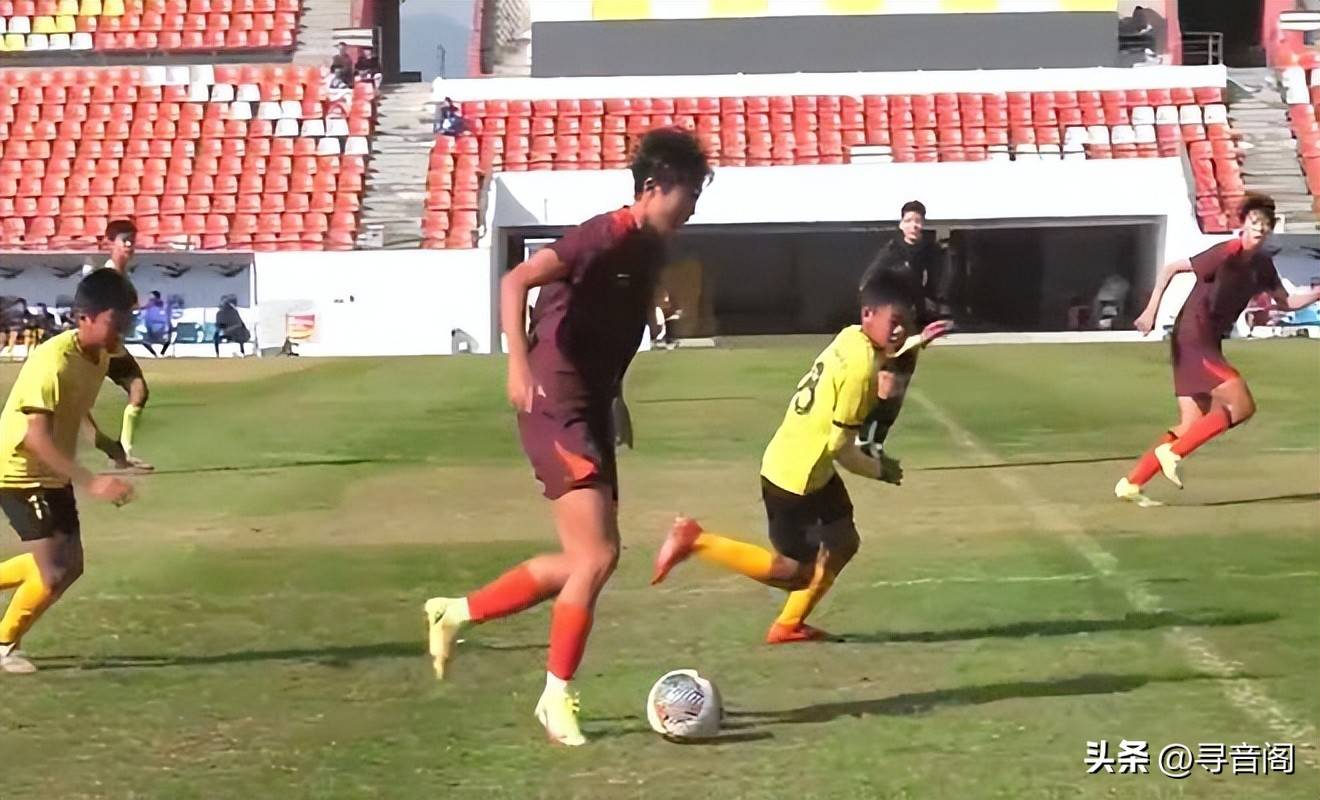 U17队长引领队伍找回最佳状态，面对四场热身赛失利后的压力应对之道