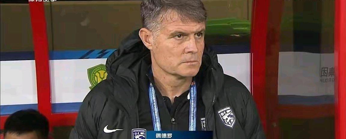 今年武汉三镇的薪资状况与转会禁令的历史解读