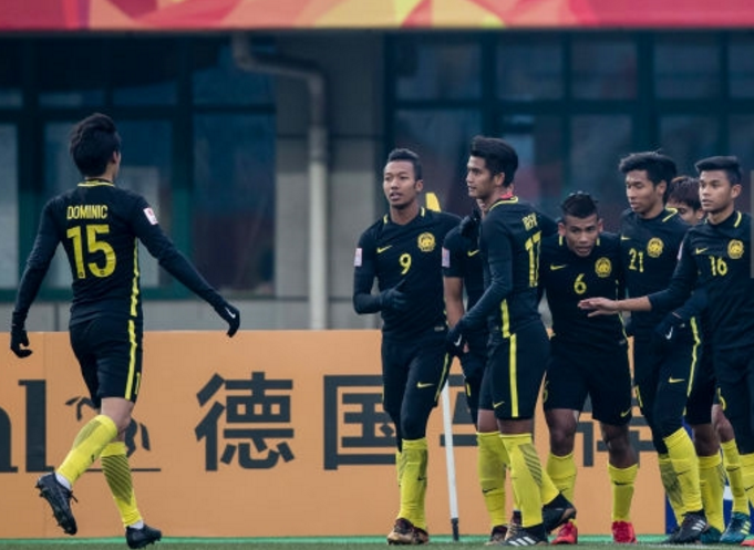 日籍主帅策略解析，U17国少如何在亚洲杯死亡之组突围，逼抢与反击的智慧