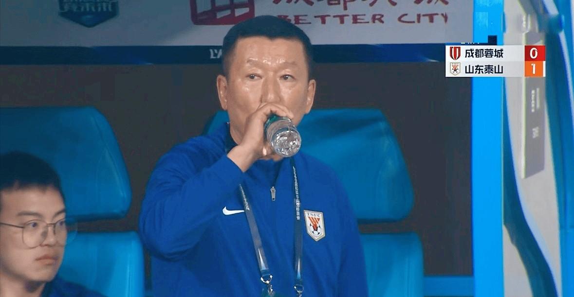 伊万蓉眼中的蓉城，深度探索与无尽思考