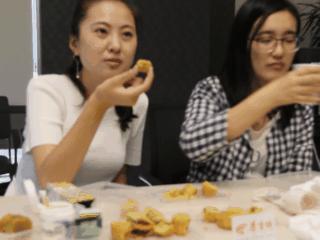 足球直播为什么要说两次，深度解析直播中的重复播报