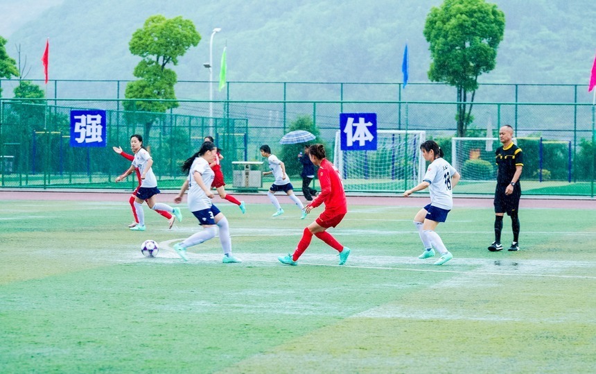 贵州省大学生直播足球，激情燃烧的青春岁月