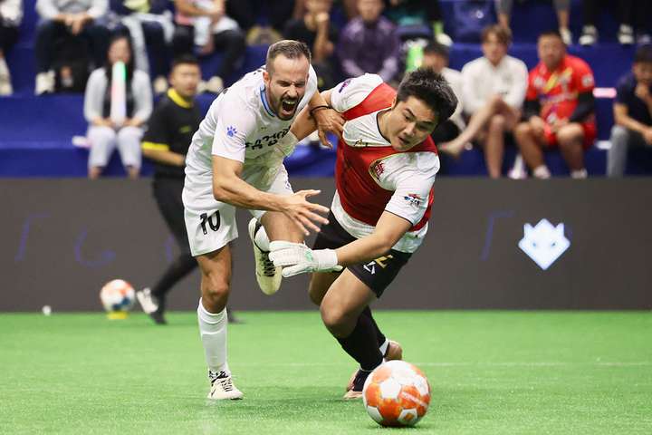 吴钩足球直播三亚站，激情活力碰撞盛宴