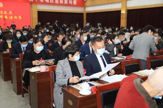 济南足球赛事直播，城市激情与全球观众的热切期待