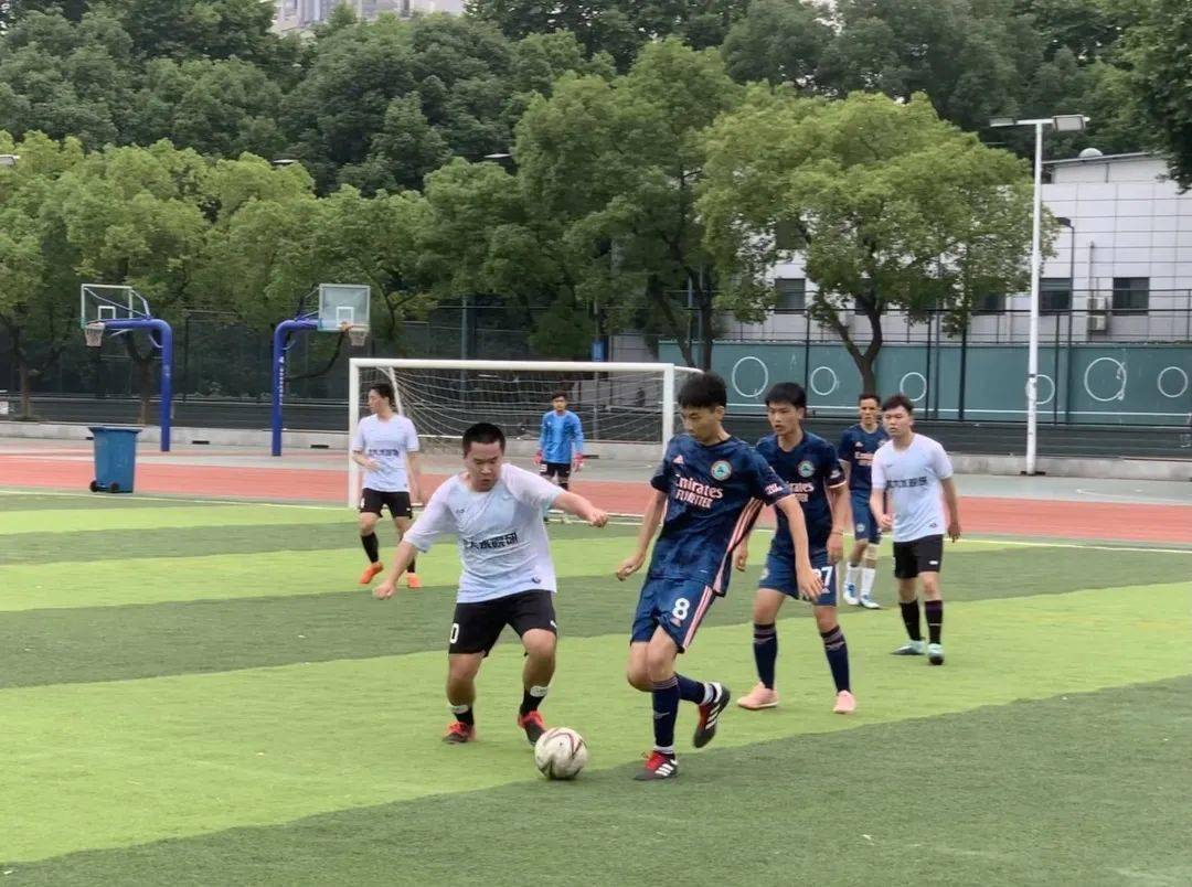 武汉大学生足球赛直播，青春激情的碰撞时刻