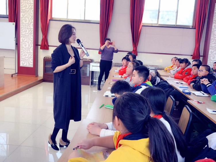 中泰小学生足球比赛直播，跨越国界的友谊与竞技激情