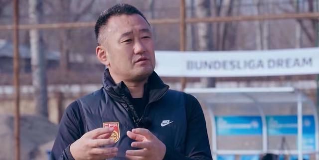 U17国少主帅上村健一面临被中国足协弃用的风险分析，青体育焦点观察