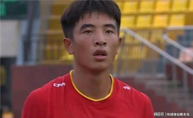 青体育焦点，U17国少主帅上村健一面临被中国足协弃用的可能性分析