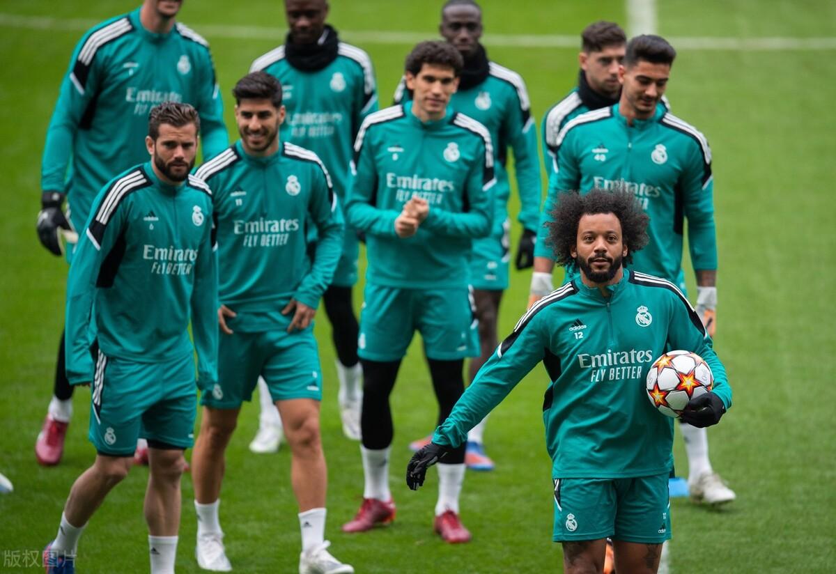 安切洛蒂社交媒体晒出客战阿森纳海报，关键对决，Hala Madrid！