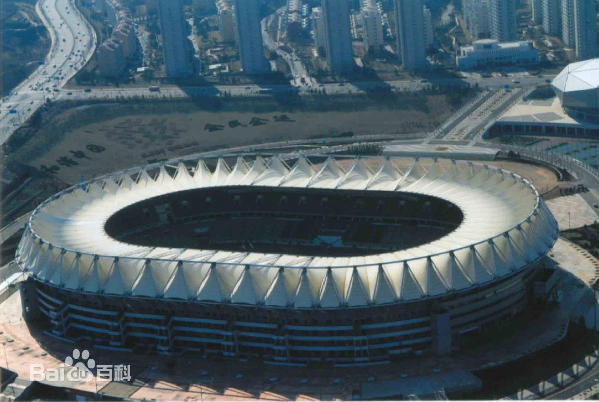 国信体育场足球场直播，体验现场与远方的交融