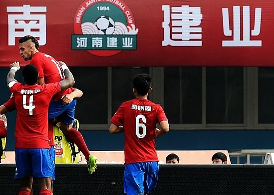河南建业足球赛事直播，激情荣耀重逢夜