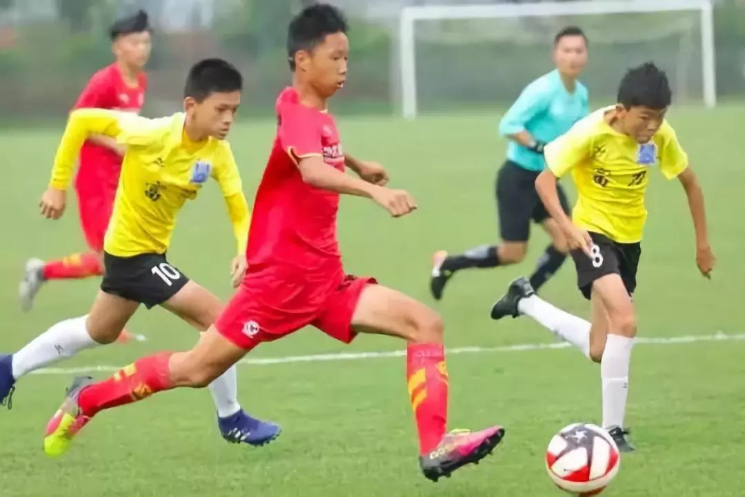 武汉U13青超足球直播，青春热血与足球的激情碰撞