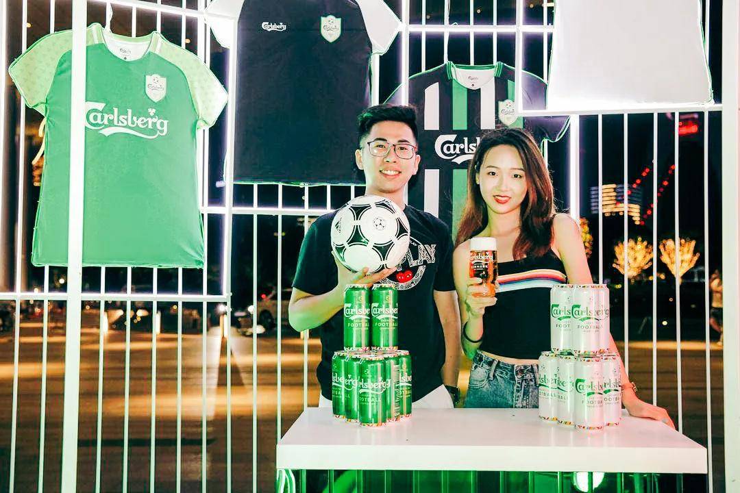 喜力啤酒直播间，足球、冰桶赠礼，狂欢盛宴独家呈现