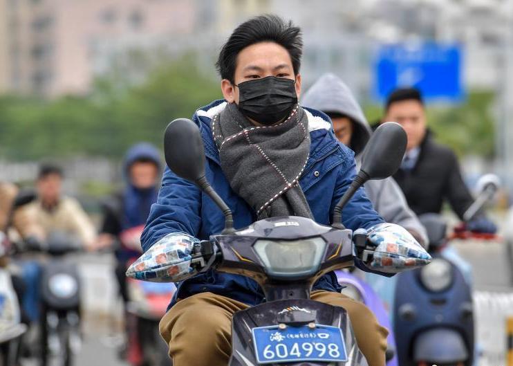 冷风将至，奔赴客场的你，勿忘添衣保暖