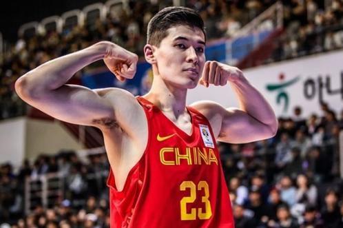 法国新星切尔基崭露头角，欧联与法甲助攻榜霸主，21岁绝平曼联！