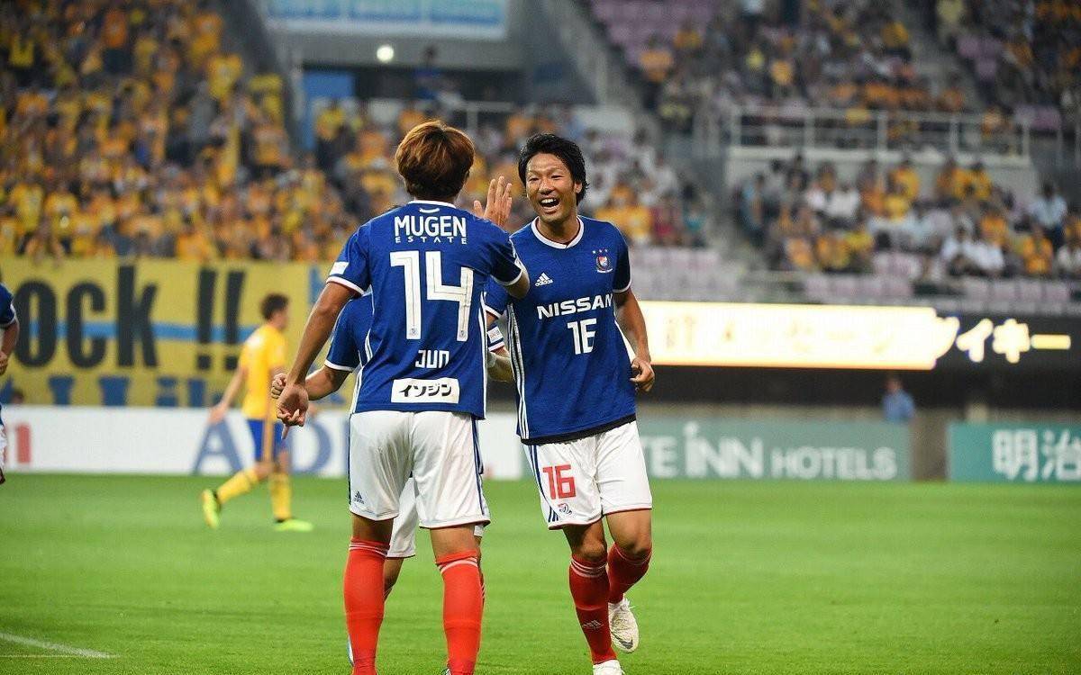 今日足球比赛推荐，横滨FC直播