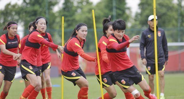 津媒观察，中国女足留洋之路——认知、规划与务实的重要性