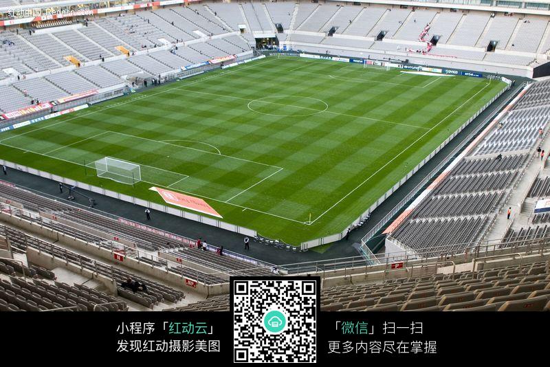 高清足球赛事瞬间，直播足球场图片素材便捷下载