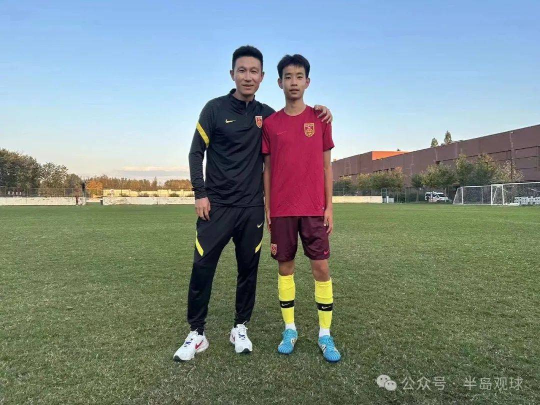 国少新星张君豪与石子默崭露头角，加入狼堡U17梯队开启一周训练之旅