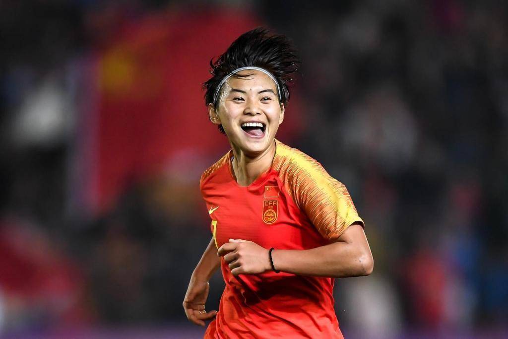 清莱联3-0战胜佛统联，中国球员郭田雨再次替补出场——第戎女足闪耀3-0战胜甘冈