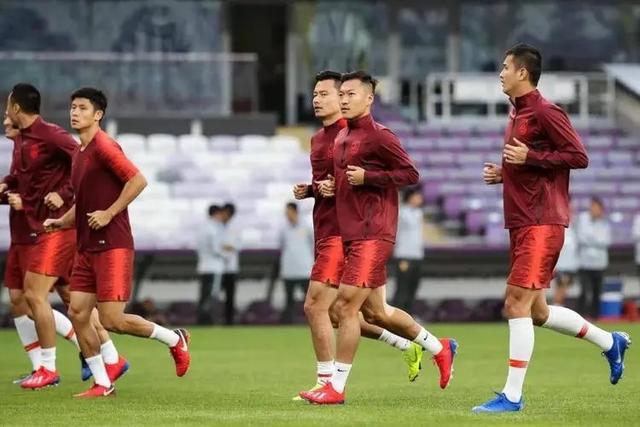 中国足球赛直播，激情与荣耀的见证——比分定格在18比0
