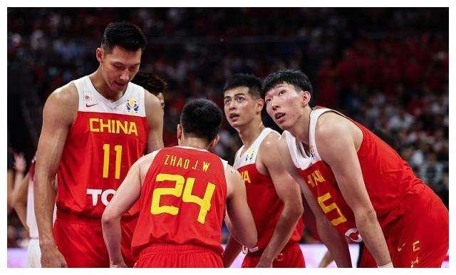 队史首夺冠！范志毅发文，恭喜水晶宫！我们是冠军🏆——一个传奇的诞生