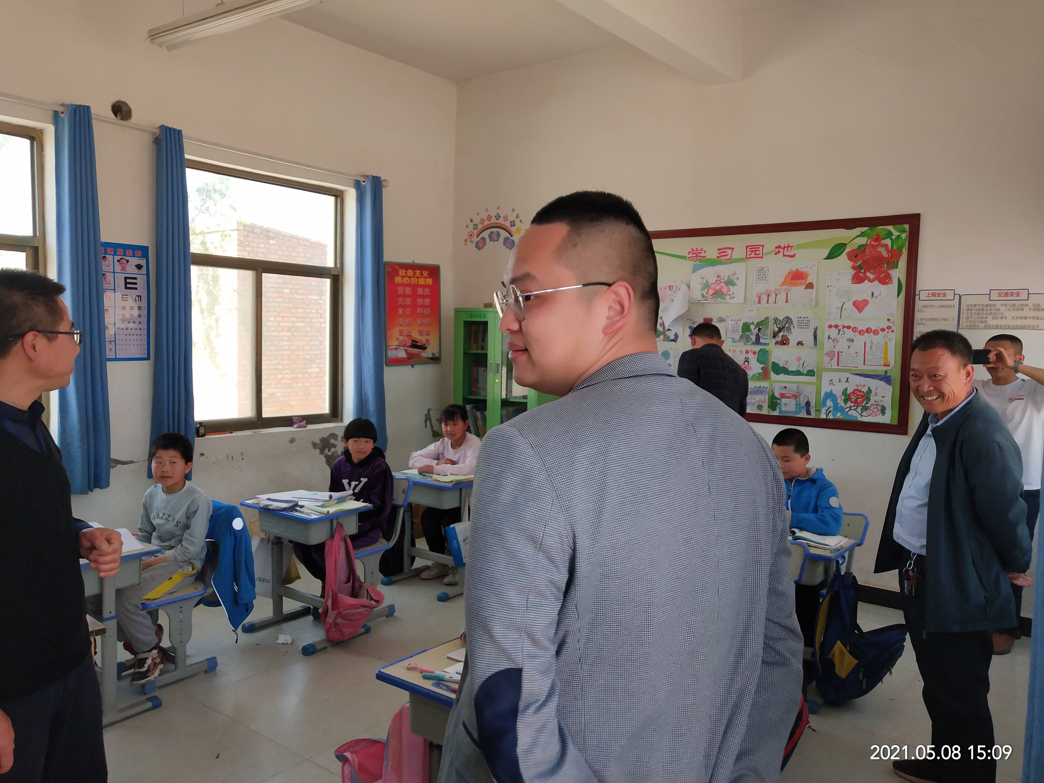 状态差异悬殊下，小因扎吉如何应对弗里克挑战，策略解析