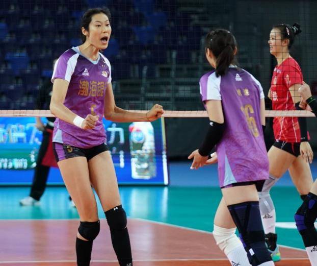 留洋女将杨莉娜赛季结束回国，感恩支持与陪伴之旅