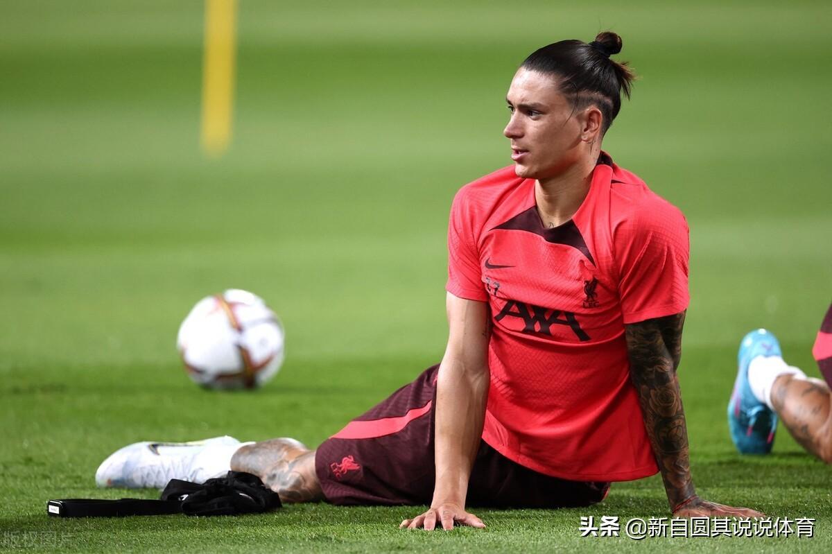 五大联赛重启，双星闪耀进球盛宴，萨拉赫与拉菲尼亚联手缔造传奇